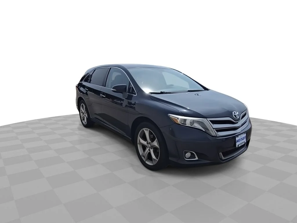 Used 2013 Gray Toyota Limited image 2