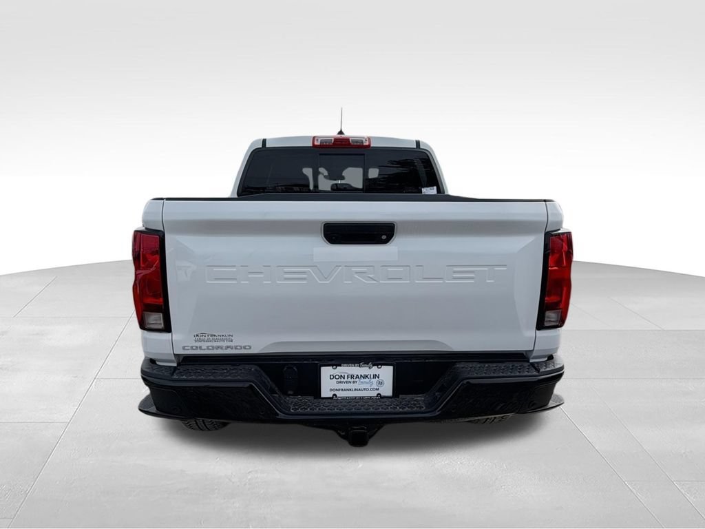 New 2026 Summit White Chevrolet Trail Boss image 7
