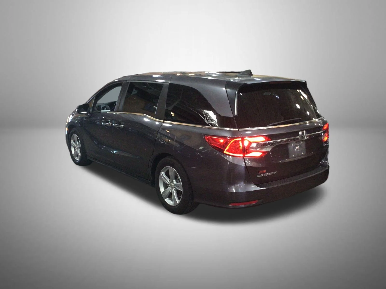 Used 2018 Gray Honda EX-L image 2
