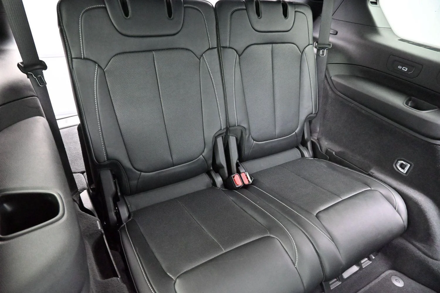 Used 2022 Silver Zynith Jeep Overland image 36