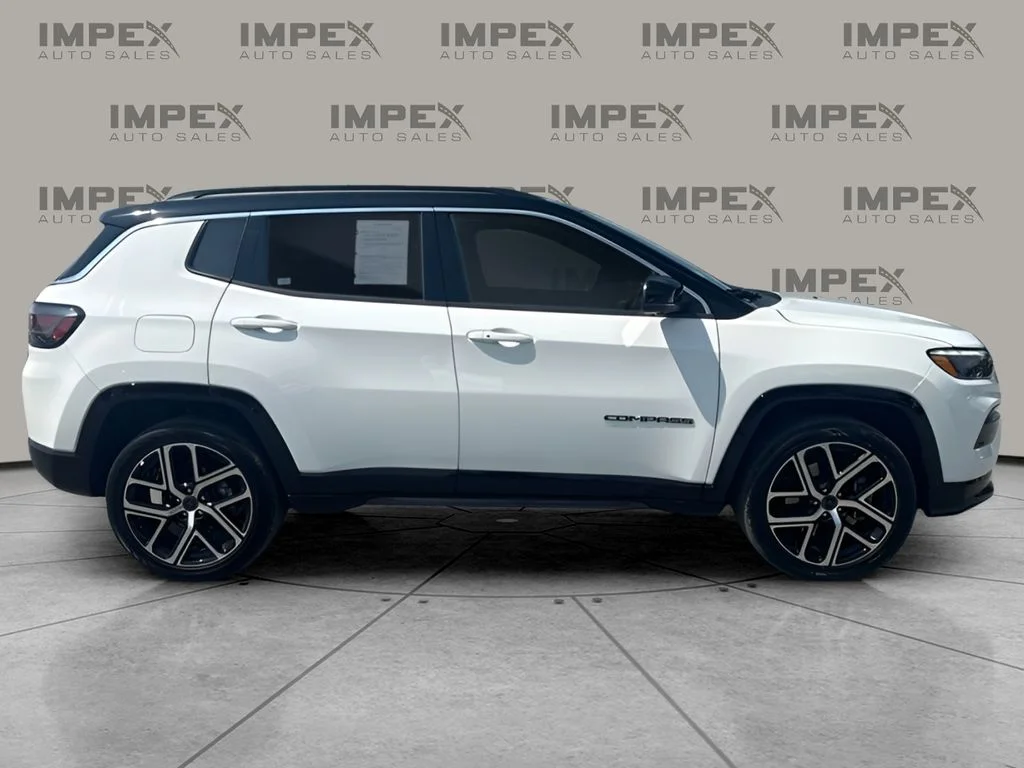 Used 2025 White Jeep Limited image 6