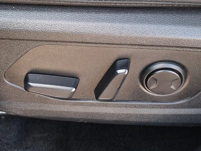 Certified Used 2026 Gray Kia EX image 27