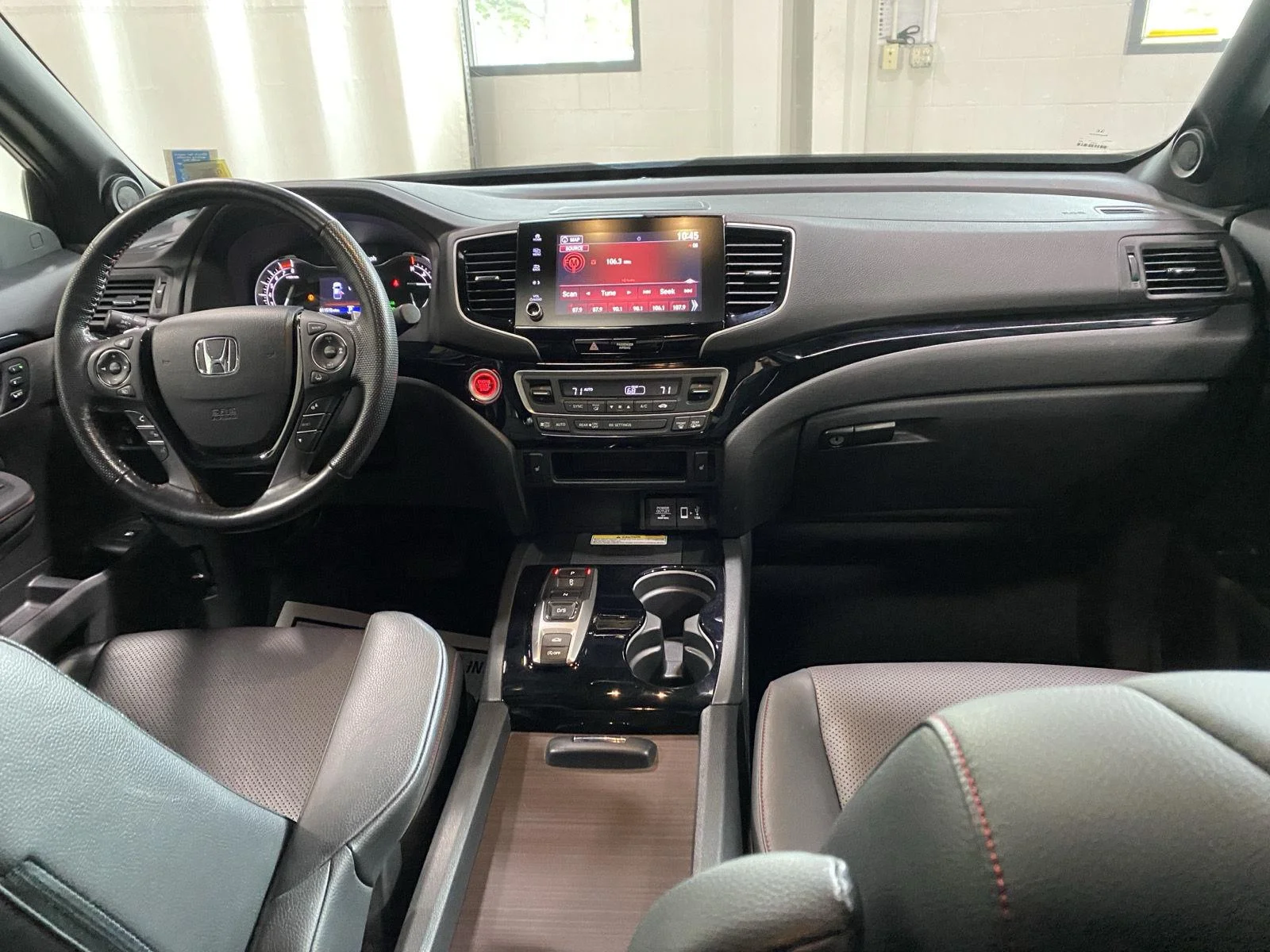 Used 2022 Sonic Gray Pearl Honda Black Edition image 9