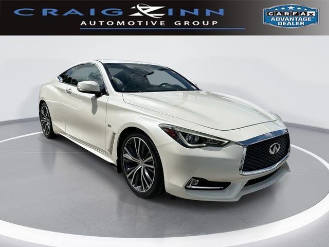 Used 2018 White INFINITI 3.0t LUXE image 1
