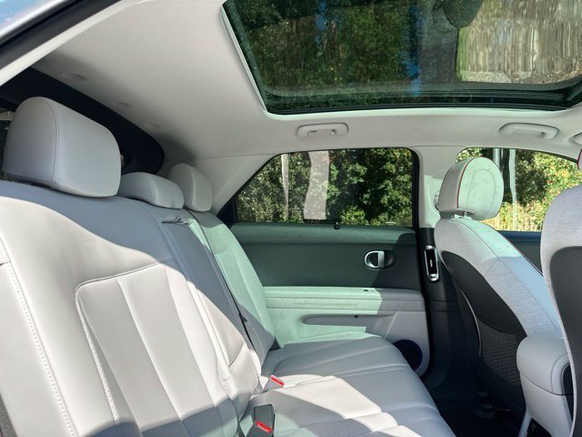 2024 Hyundai IONIQ 5 Limited - Photo 18