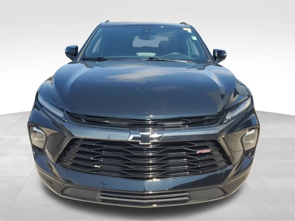 Used 2023 Black Chevrolet RS image 11