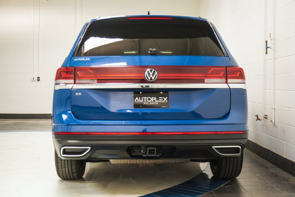 Used 2026 Blue Volkswagen SE w/Technology image 33