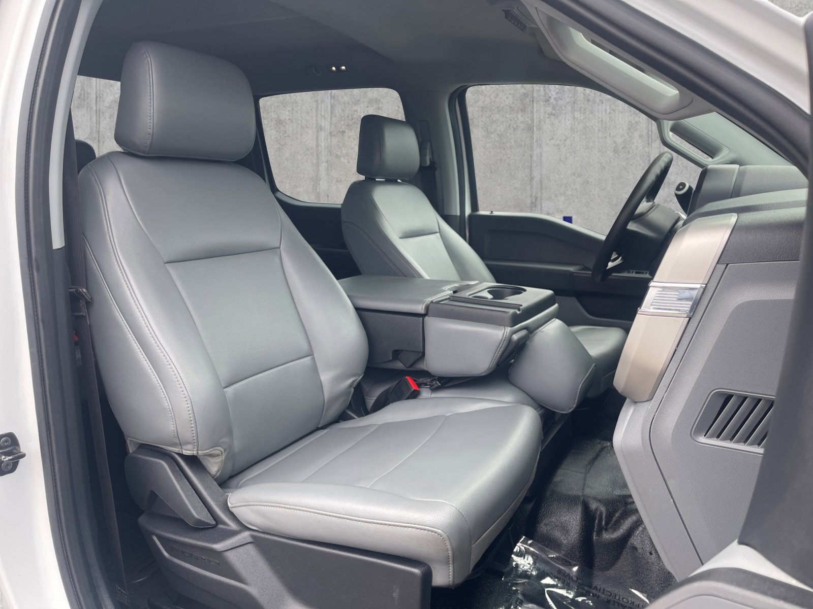 2023 Ford F-450 Super Duty XL - Photo 15