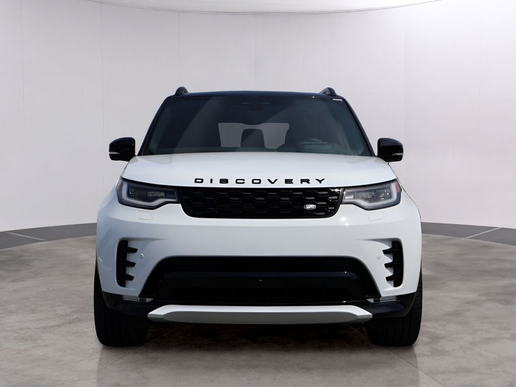 New 2026 Fuji White Land Rover Dynamic SE image 2