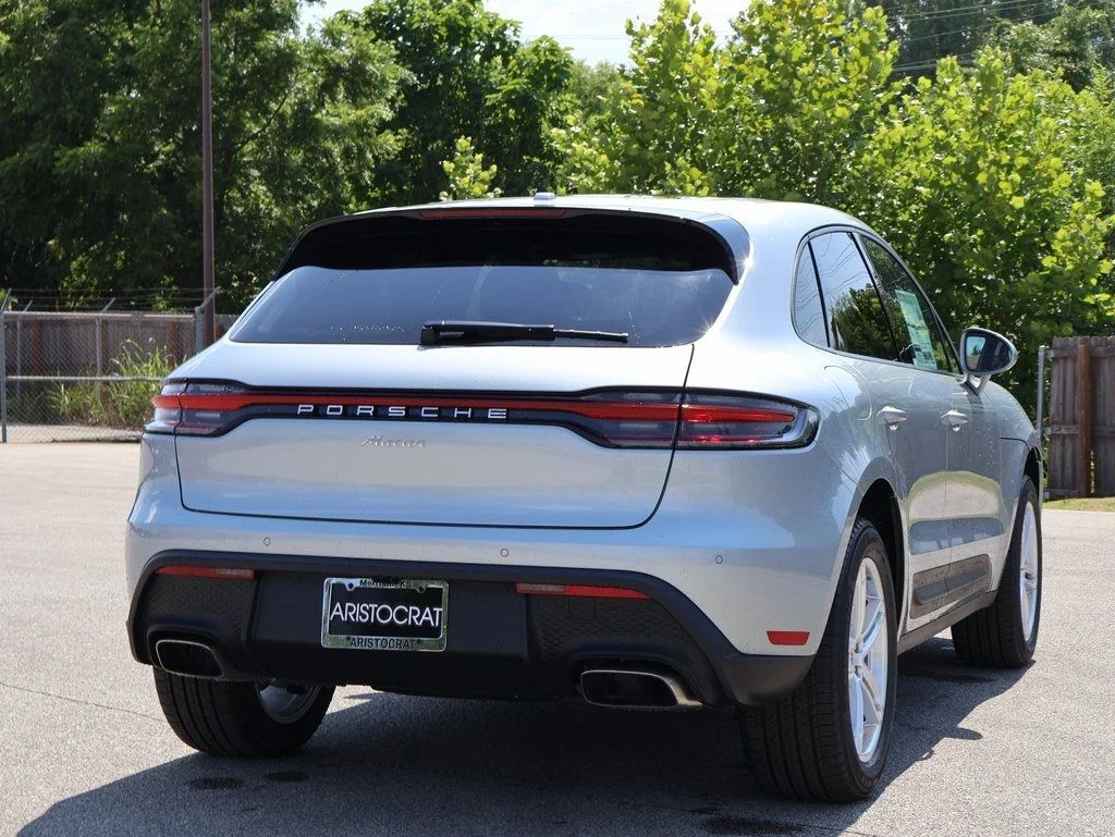 Certified Used 2025 Dolomite Silver Metallic Porsche  image 8
