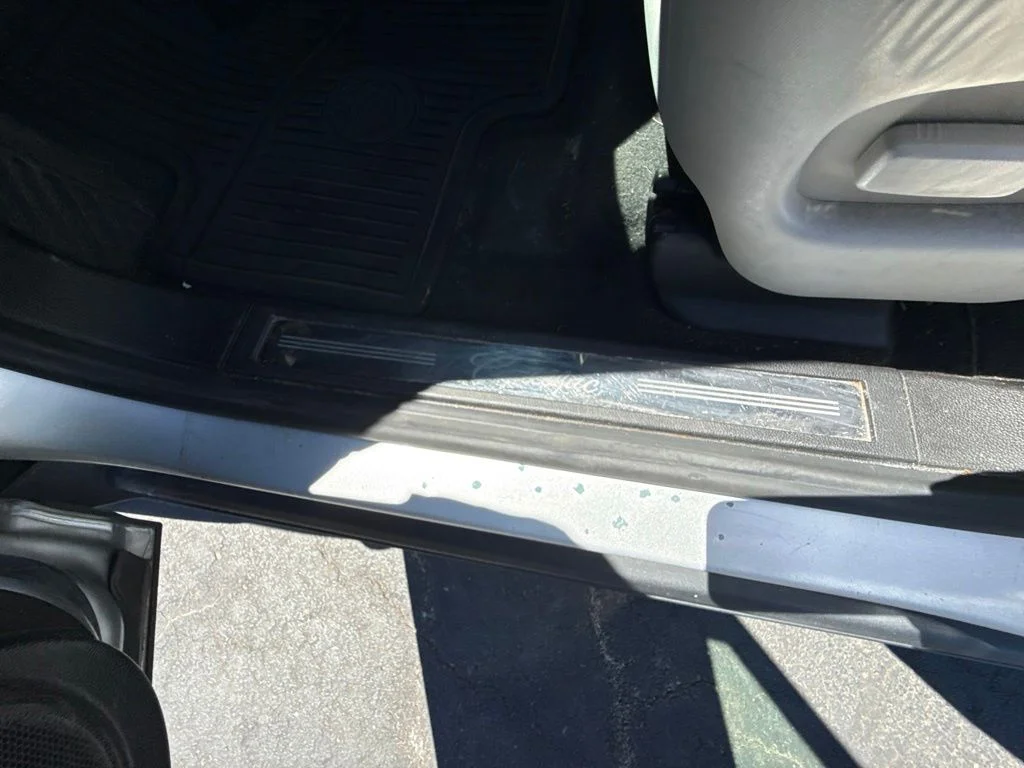 Used 2014 Silver Cadillac Base image 17