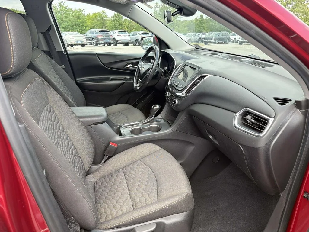 Used 2019 Red Chevrolet LT image 28