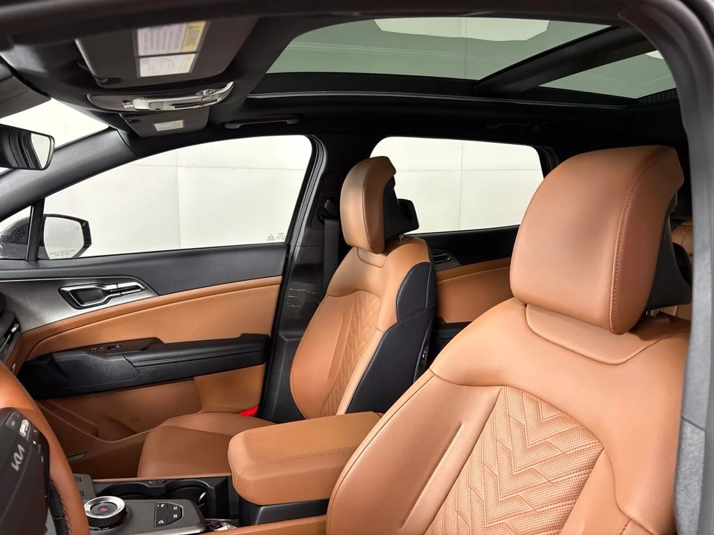 New 2027 Black Kia X-Line image 26