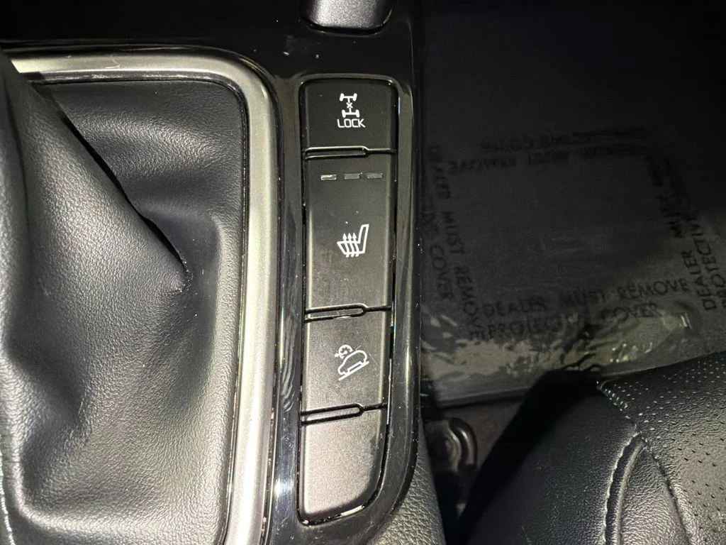 Used 2024 Pluton Blue/Black Roof Kia SX image 37