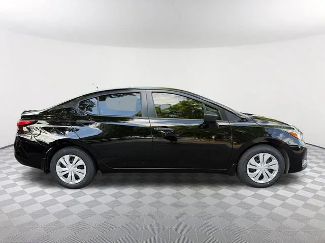 Used 2024 Black Nissan 1.6 S image 4
