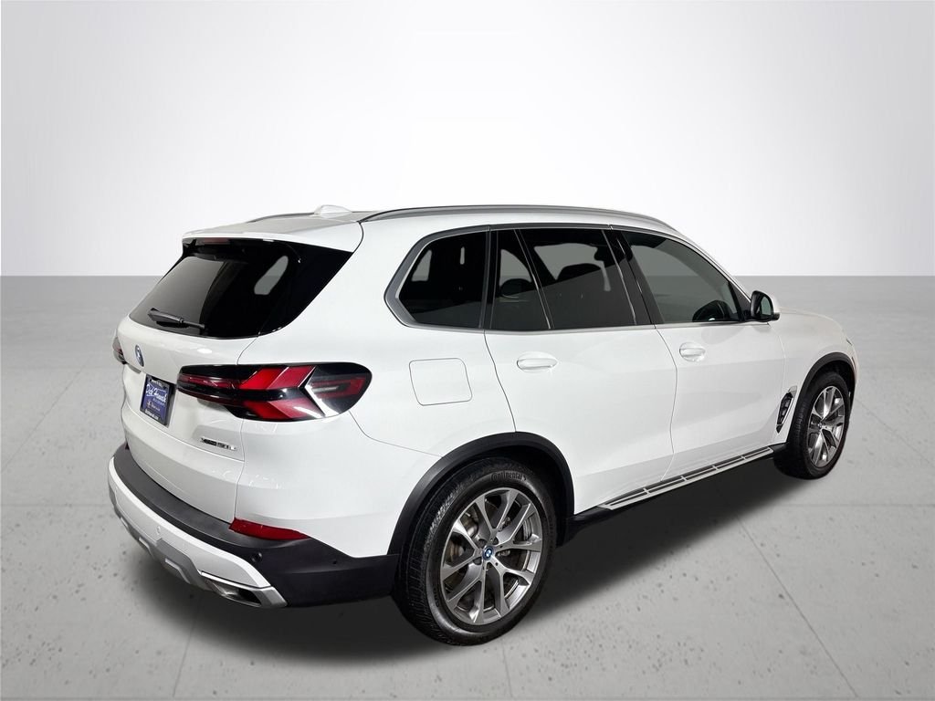 Used 2025 Alpine White BMW xDrive50e image 6