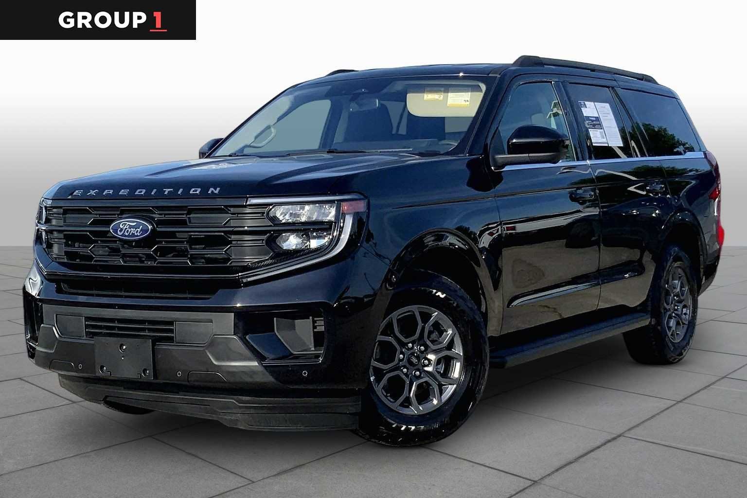 2025 Ford Expedition Active's photo