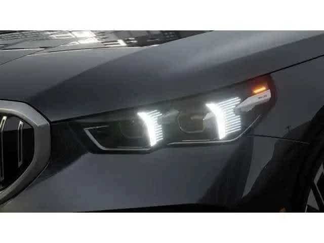 New 2027 Dark Graphite Metallic BMW 530i image 6