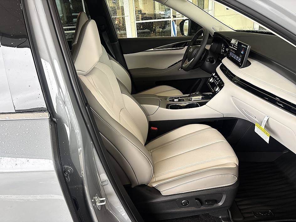 New 2027 HARBOR GRAY INFINITI LUXE image 20