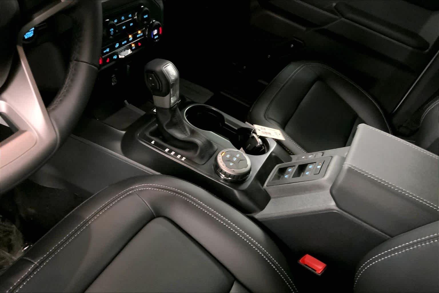 New 2026 Avalanche Ford Outer Banks® image 6