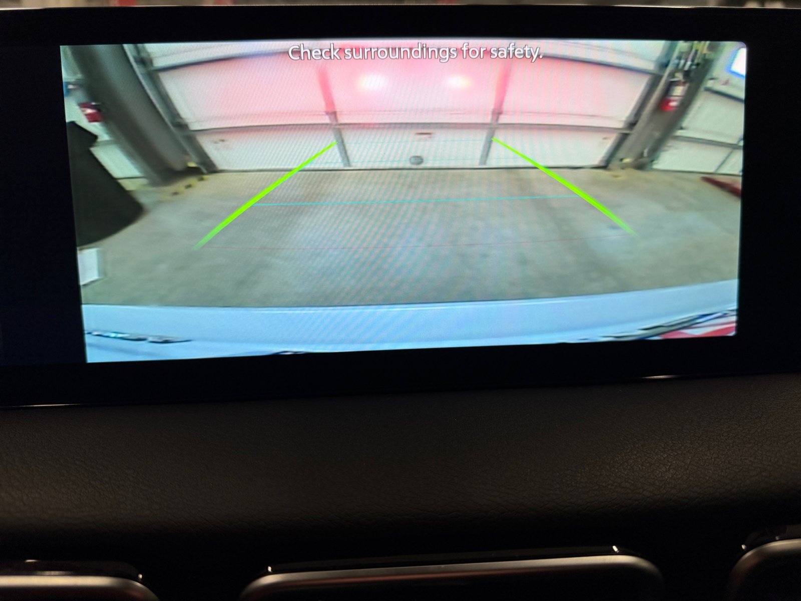 New 2026 Aspen White Tricoat/Super Black Nissan SR image 15