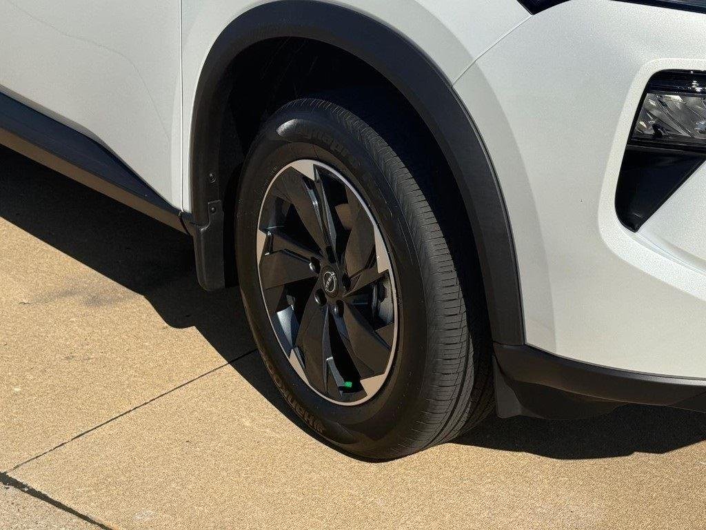 2026 Nissan Rogue SV - Photo 25