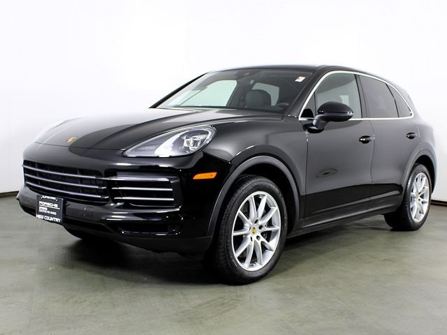 2023 Porsche Cayenne Platinum Edition's photo