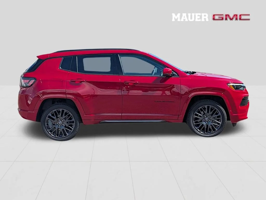 Used 2024 Jeep Compass Limited with VIN 3C4NJDCN1RT582448 for sale in Inver Grove Heights, Minnesota
