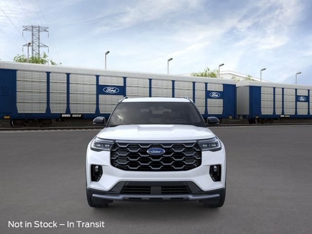 New 2026 Star White Metallic Tri-Coat Ford Platinum™ image 6