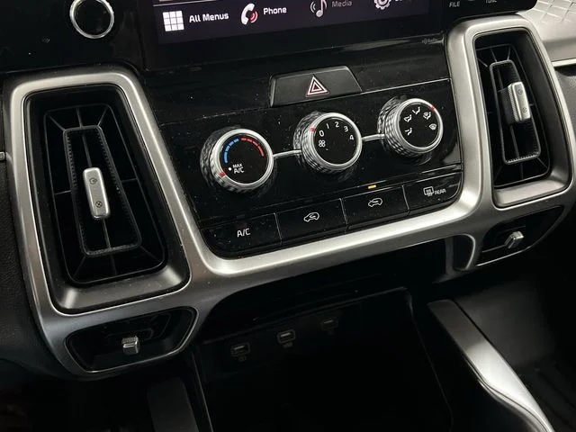 2021 Kia Sorento LX - Photo 16