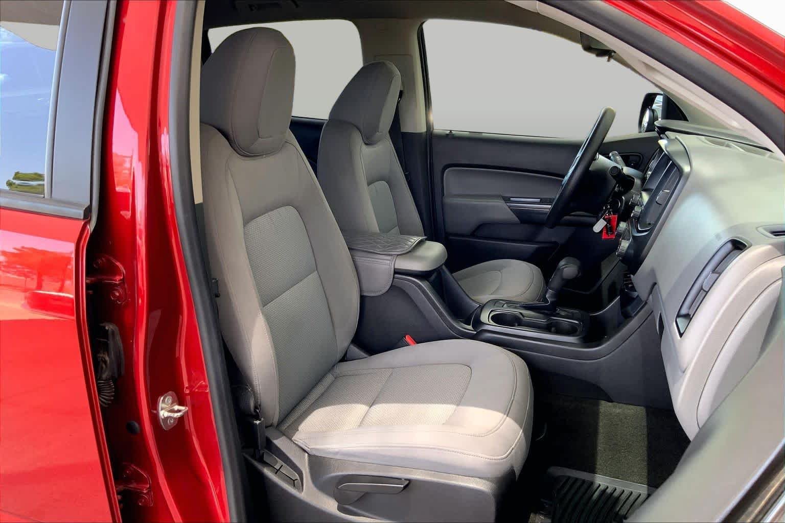 Used 2016 Copper Red Metallic GMC 2WD image 8