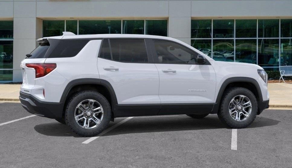 2025 GMC TERRAIN - Image 3