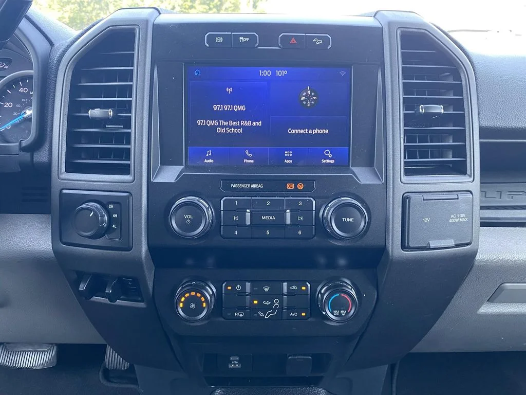 Used 2022 White Ford XL image 23