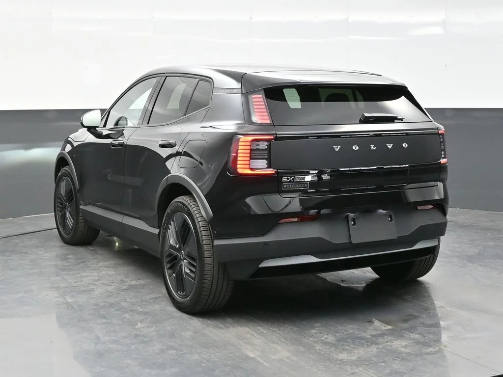 New 2026 Onyx Black Volvo Twin Motor Cross Country Ultra image 5