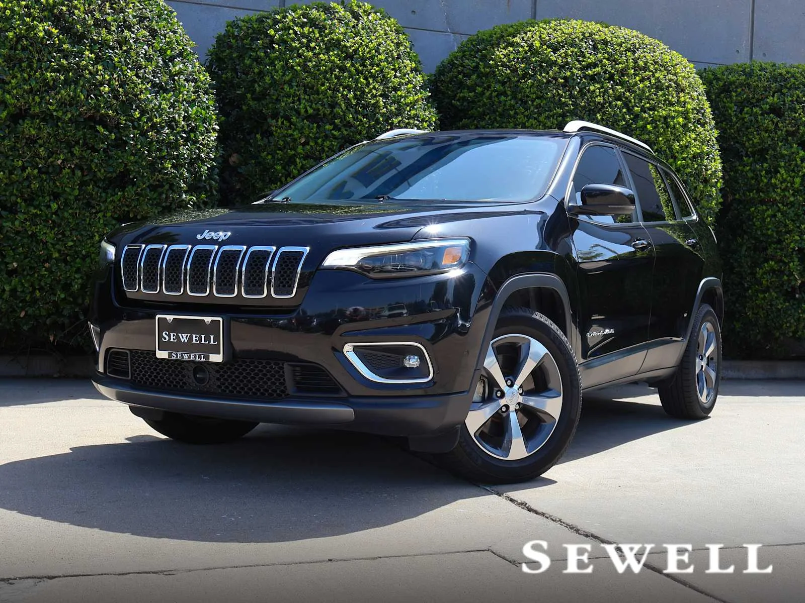 Pre-Owned 2019 Jeep Cherokee Limited