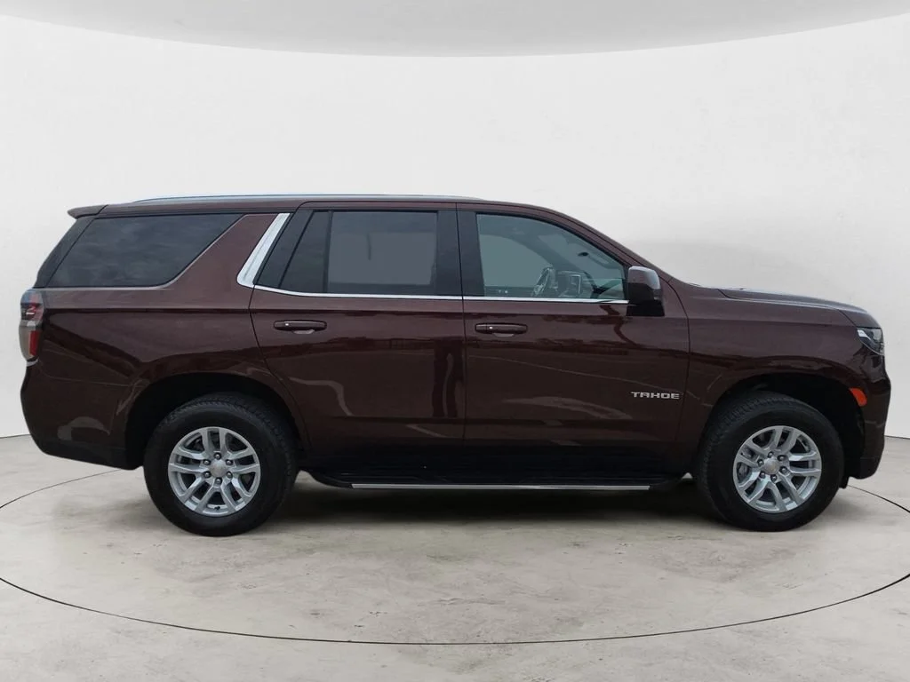 Used 2022 Auburn Metallic Chevrolet LT image 4