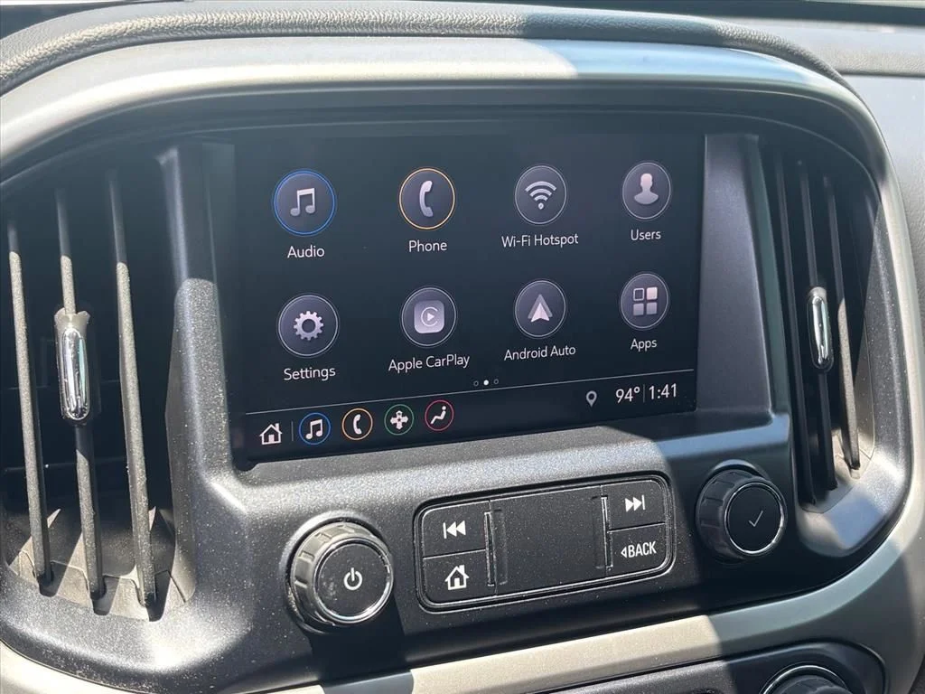 Used 2019 White Chevrolet ZR2 image 19
