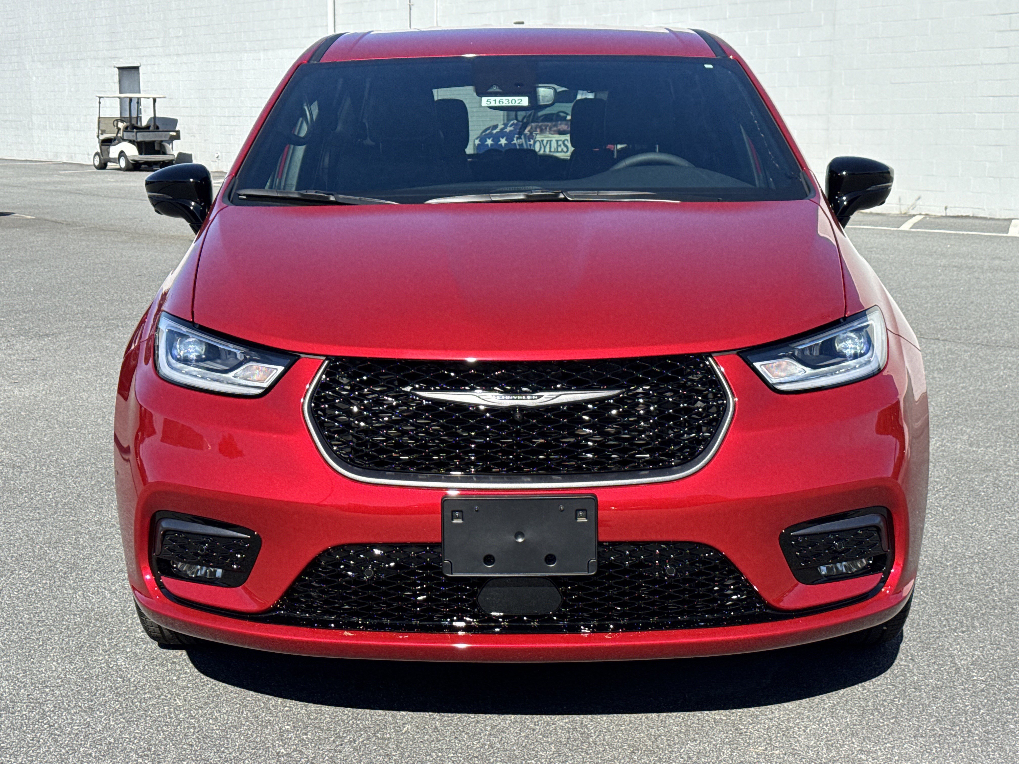New 2026 Red Hot Pearlcoat Chrysler Select image 2
