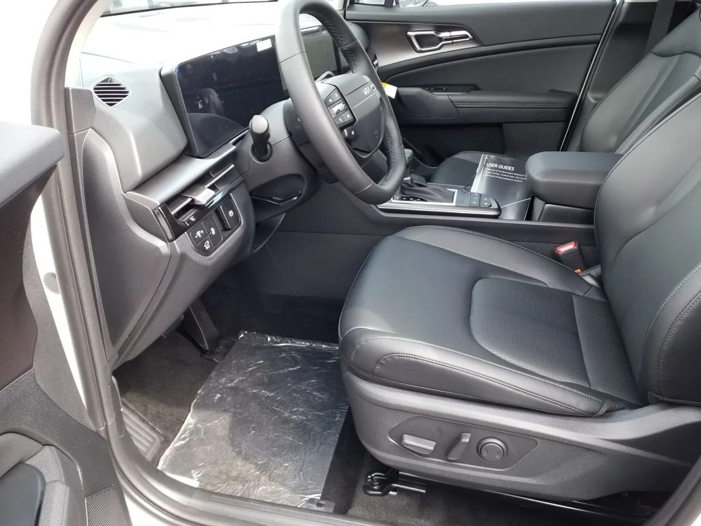 2026 Kia Sportage SX - Photo 21