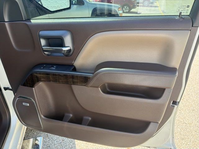 Used 2015 White Diamond Tricoat GMC Denali image 18