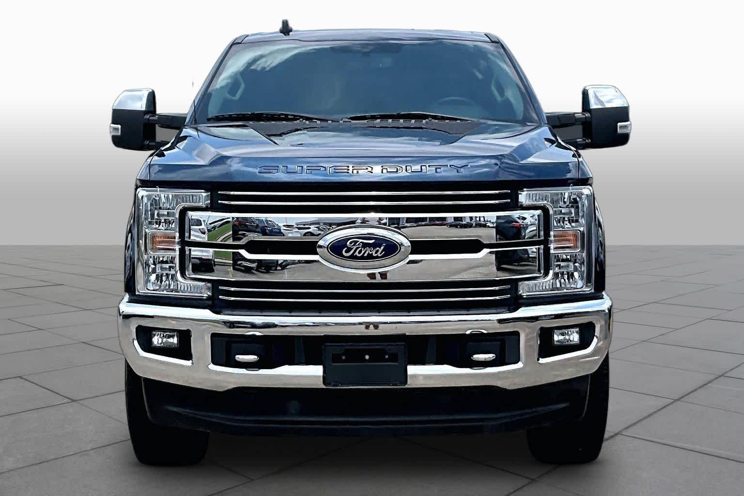 Used 2019 Blue Jeans Metallic Ford LARIAT image 4