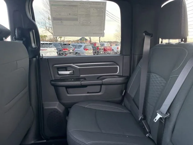 2026 RAM 2500 Big Horn - Photo 11