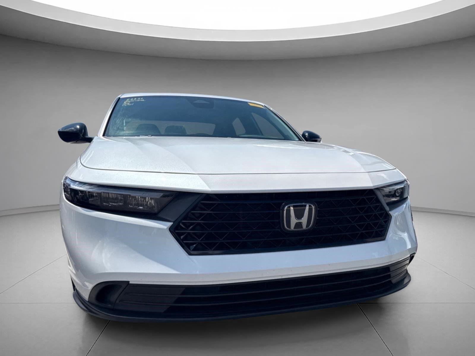 Used 2025 Platinum White Pearl Honda Sport image 22