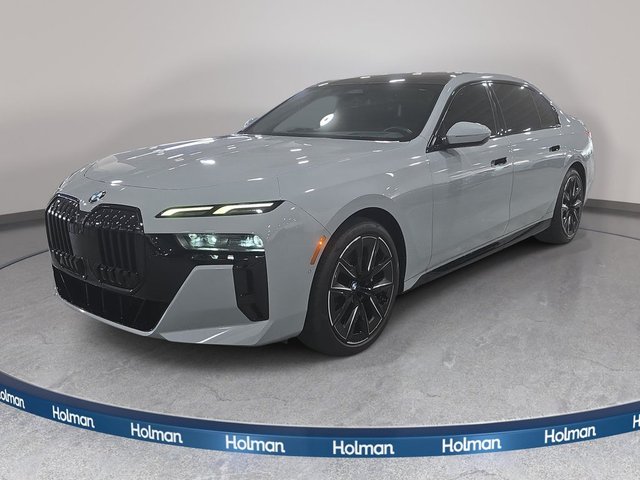 2023 BMW 7 Series 740i