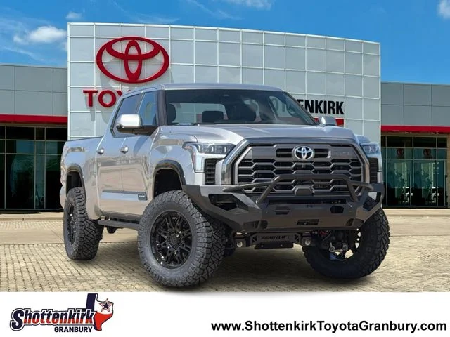 2024 Toyota Tundra Hybrid Platinum