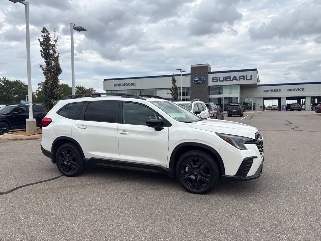 Used 2026 White Subaru Onyx Edition Touring image 1