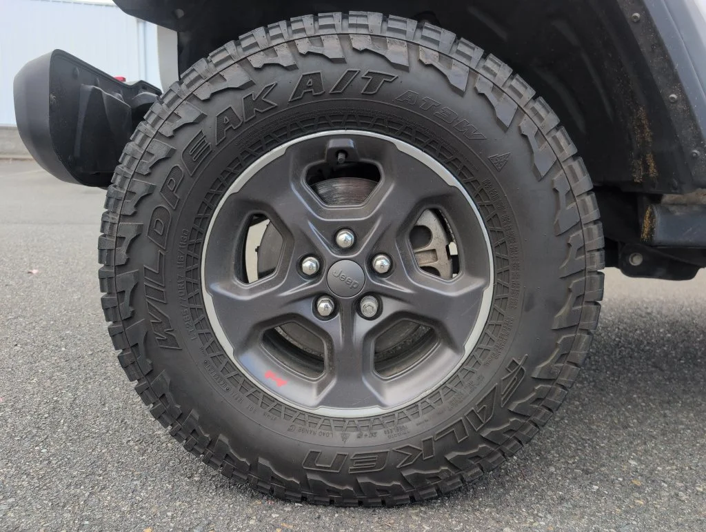Certified Used 2021 White Jeep Rubicon image 32
