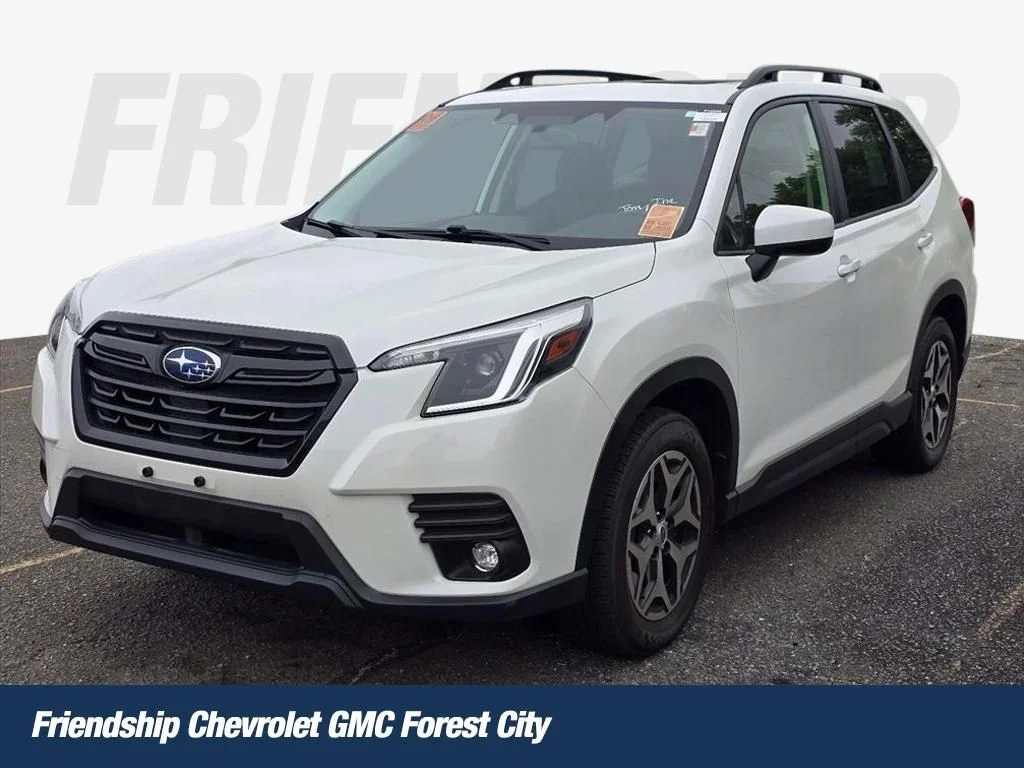 2024 Subaru Forester Premium's photo