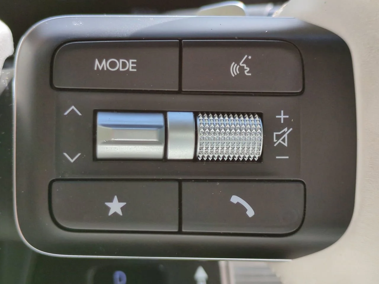Used 2025 Ecotronic Gray Hyundai Calligraphy image 24