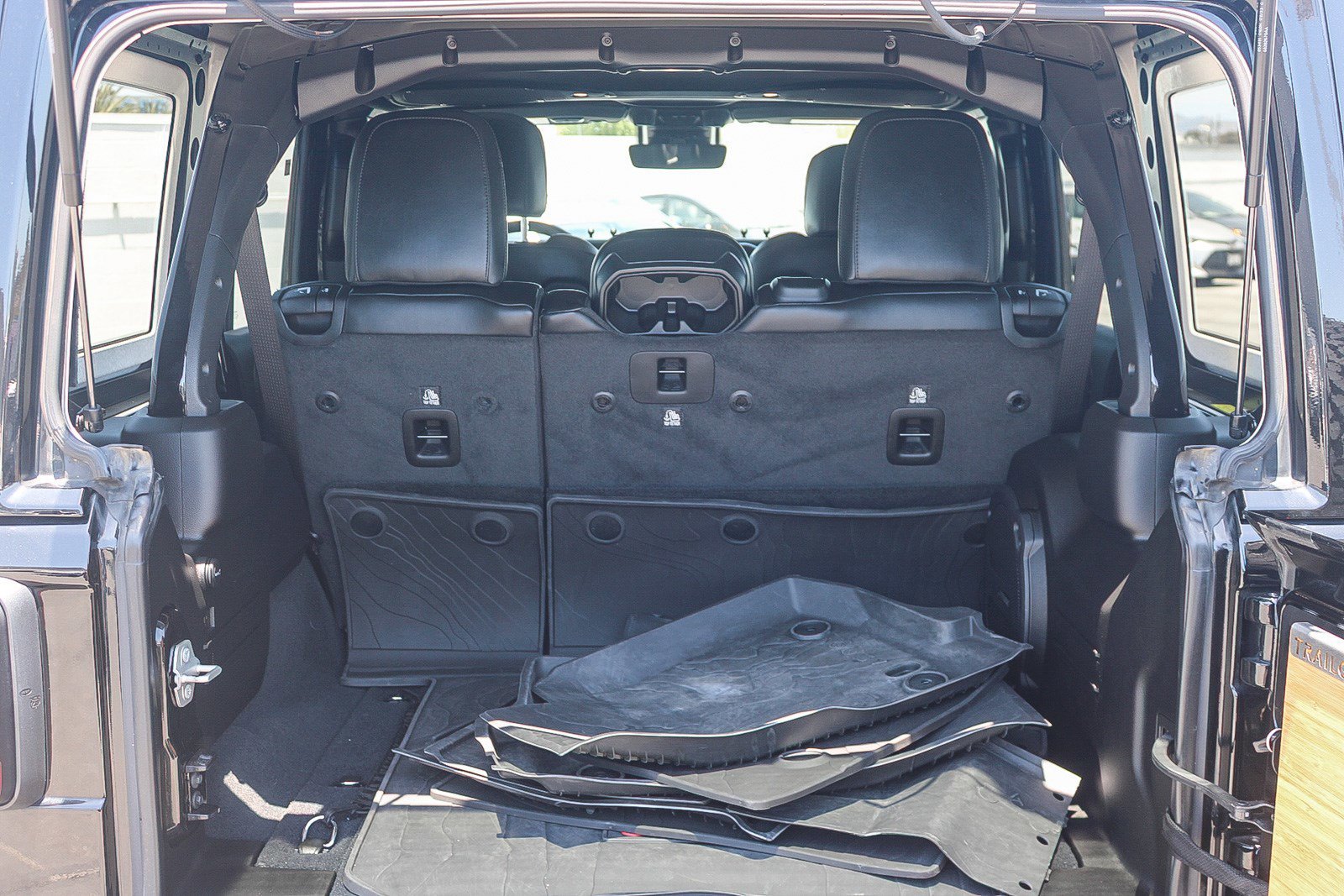 Used 2024 Black Clearcoat Jeep Rubicon X image 26